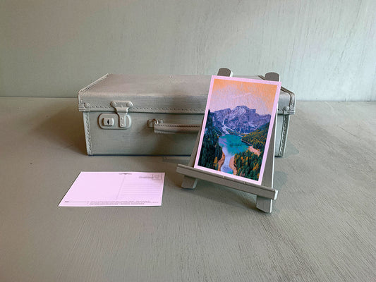 LAGO DI BRAIES SKYLINE POSTCARD